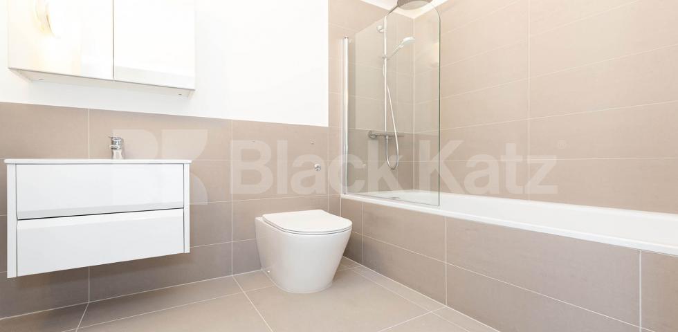 			2 Bedroom, 1 bath, 1 reception Apartment			 SPRINGFIELD HOUSE LOFTS-TYSSEN STREET, DALSTON/HAGGERSTON